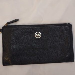 Michael Kors Jet Set Large Black Wristlet Clutch